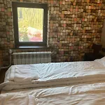 Apartment Boutique & Artistic 3 Bedroom Apartment.