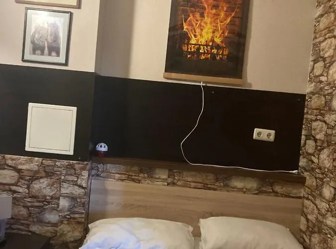 Boutique & Artistic 3 Bedroom Apartment. Apartment Pamporovo