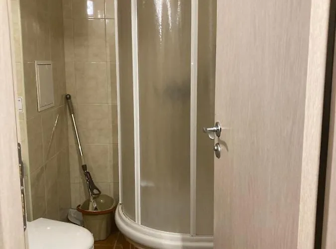 Boutique & Artistic 3 Bedroom Apartment.